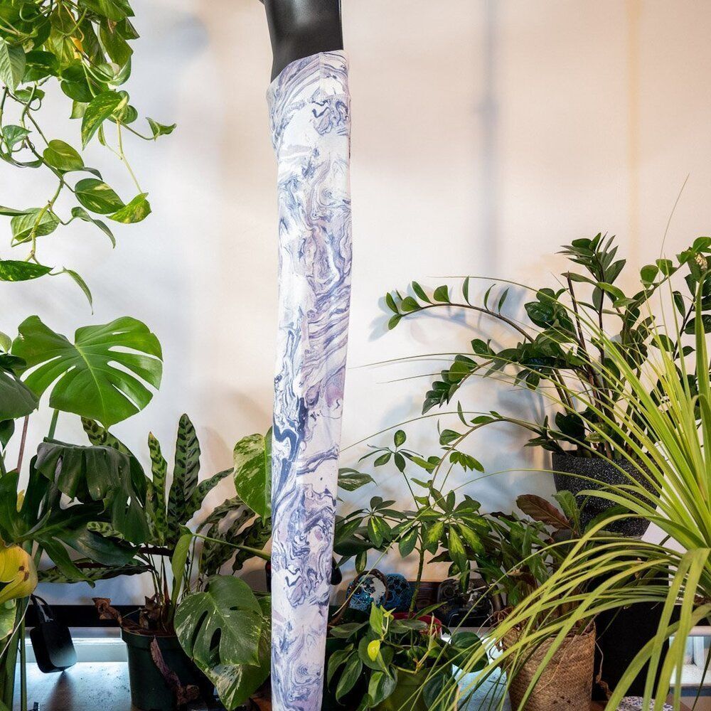 SO High-Rise Marbled Yoga Leggings, Size M - Picture 5 of 6